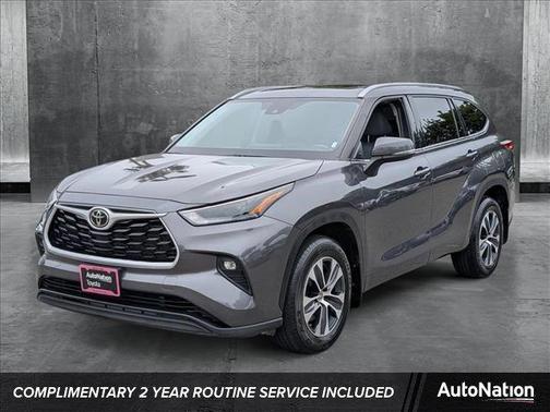 2022 Toyota Highlander XLE