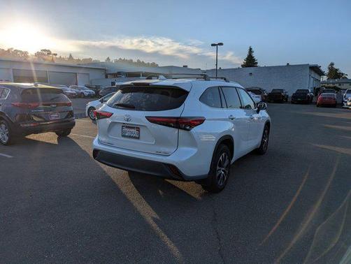 2020 Toyota Highlander XLE
