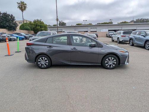 2021 Toyota Prius Prime XLE