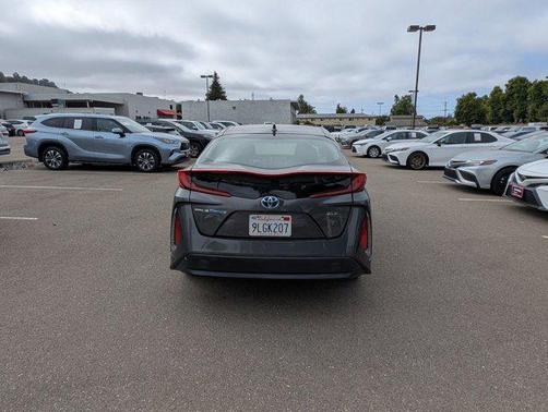 2021 Toyota Prius Prime XLE
