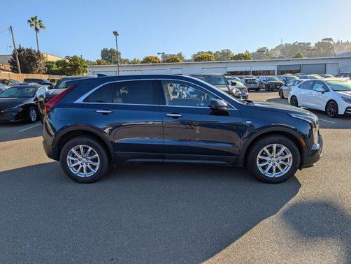 2021 Cadillac XT4 Luxury