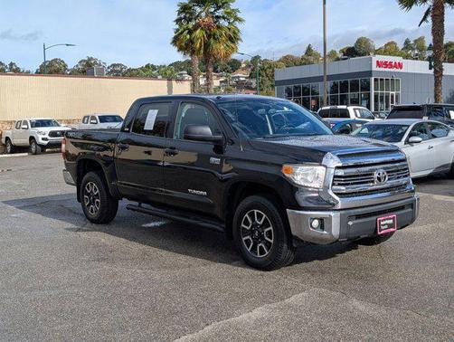 2016 Toyota Tundra SR5