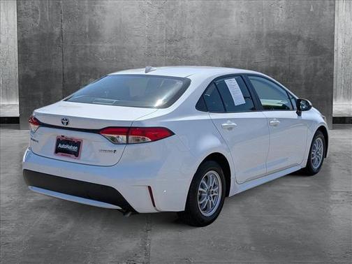2022 Toyota Corolla Hybrid LE