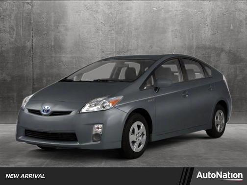 2010 Toyota Prius III