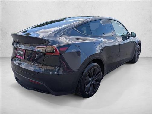 Silver/Gray 2024 Tesla Model Y Long Range Dual Motor All-Wheel Drive
