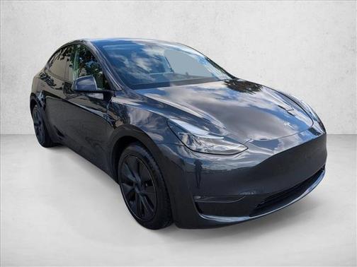 Silver/Gray 2024 Tesla Model Y Long Range Dual Motor All-Wheel Drive