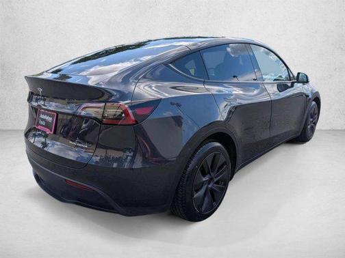 Silver/Gray 2024 Tesla Model Y Long Range Dual Motor All-Wheel Drive
