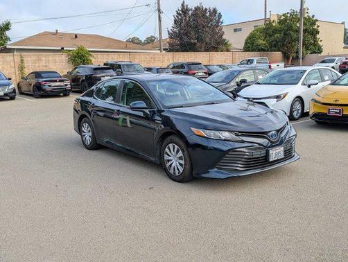 2020 Toyota Camry LE