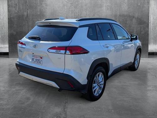 2023 Toyota Corolla Cross LE