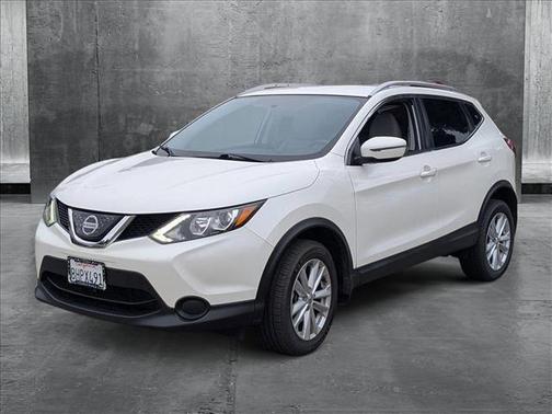 2018 Nissan Rogue Sport SV