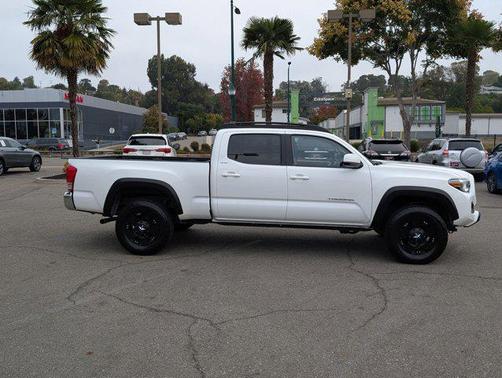 2016 Toyota Tacoma SR5