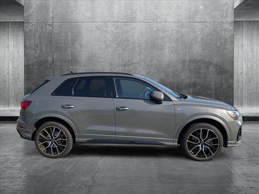2021 Audi Q3 45 S line Premium