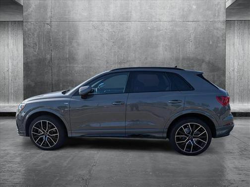 2021 Audi Q3 45 S line Premium