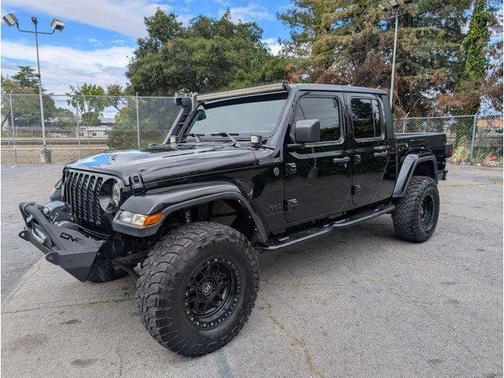 Black Clearcoat 2022 Jeep Gladiator Sport S