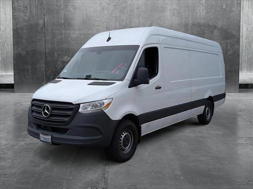 2023 Mercedes-Benz Sprinter 2500 High Roof