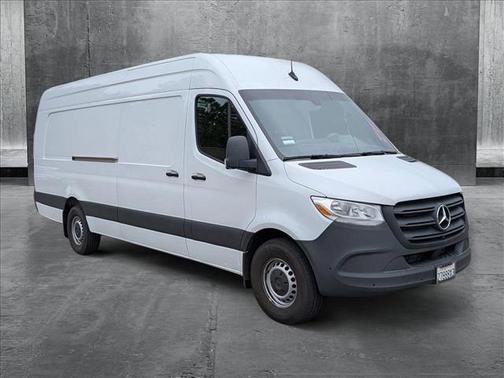 2023 Mercedes-Benz Sprinter 2500 High Roof