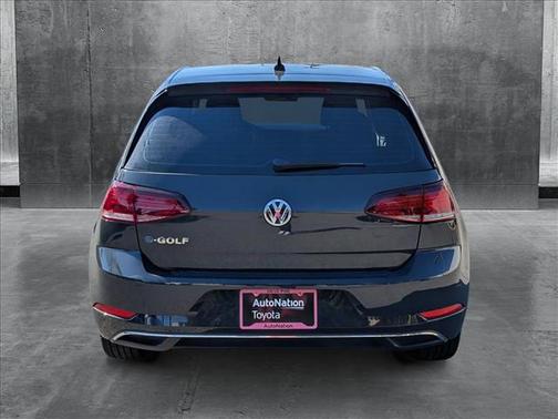 2019 Volkswagen e-Golf SE
