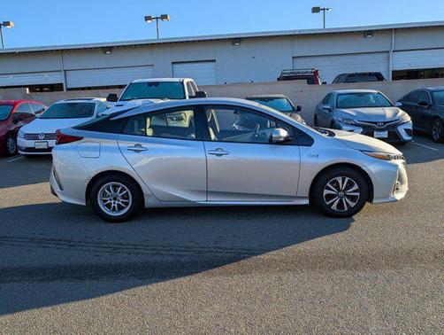 2017 Toyota Prius Prime Advanced