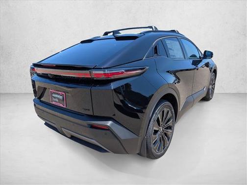 Midnight Black Metallic 2026 Toyota C-HR XSE