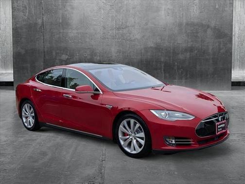 2015 Tesla Model S 85D