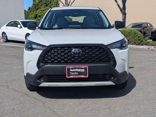 Wind Chill Pearl 2024 Toyota Corolla Cross L