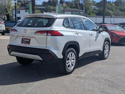 Wind Chill Pearl 2024 Toyota Corolla Cross L