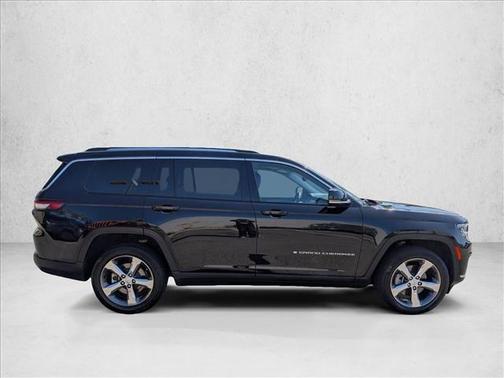 Diamond Black Crystal Pearlcoat 2021 Jeep Grand Cherokee L Limited