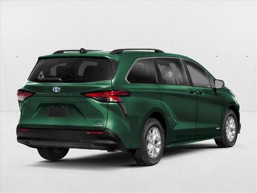 2025 Toyota Sienna LE