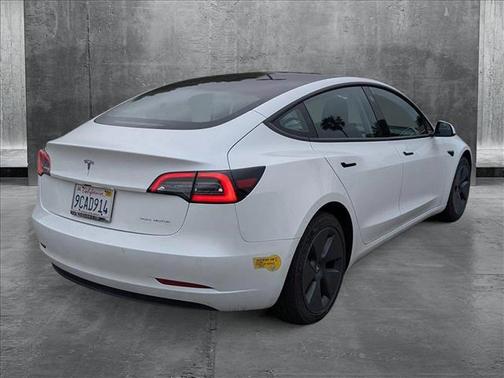 2022 Tesla Model 3 Long Range