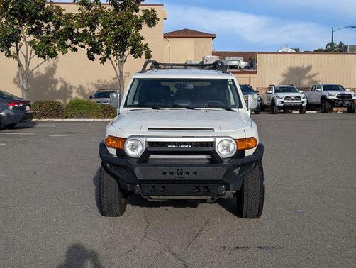 2014 Toyota FJ Cruiser Base