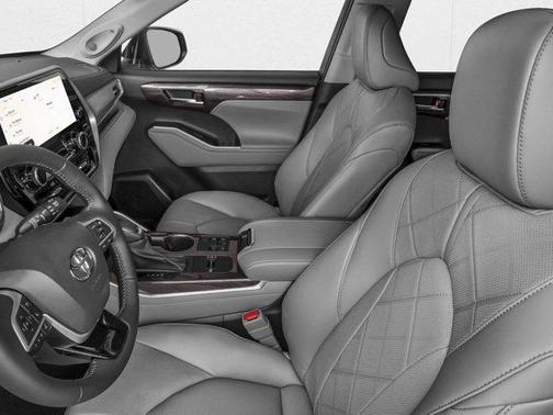 Ruby Flare Pearl 2026 Toyota Highlander Hybrid Platinum