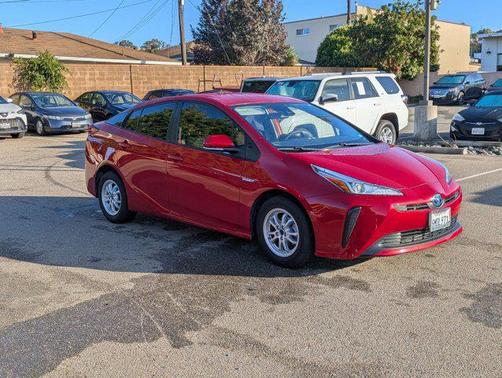 2019 Toyota Prius L