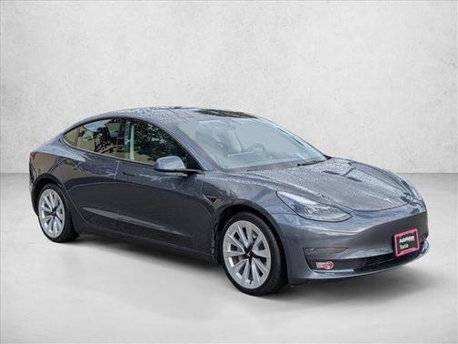 2022 Tesla Model 3 Standard Range