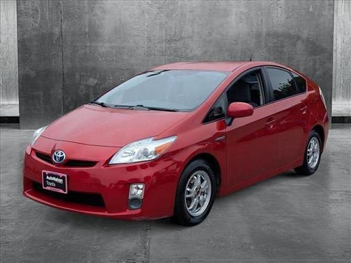 2010 Toyota Prius III