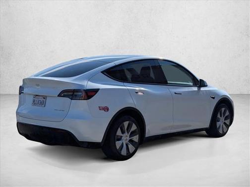 2024 Tesla Model Y Long Range Dual Motor All-Wheel Drive