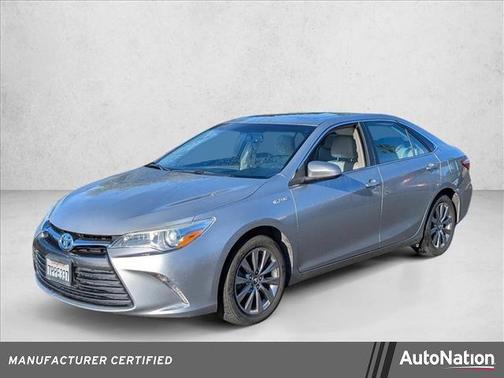 2016 Toyota Camry Hybrid XLE