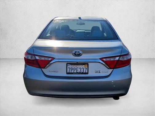 2016 Toyota Camry Hybrid XLE