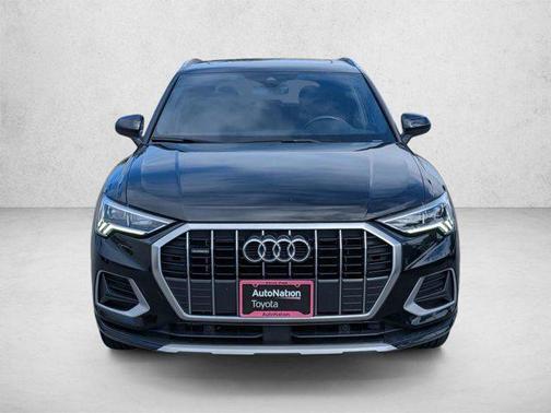 Mythos Black Metallic 2021 Audi Q3 40 Premium Plus