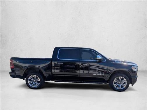 Diamond Black Crystal Pearlcoat 2020 RAM 1500 Longhorn