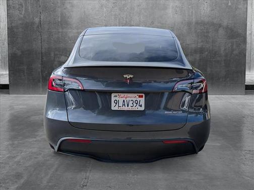 2022 Tesla Model Y Performance Dual Motor All-Wheel Drive