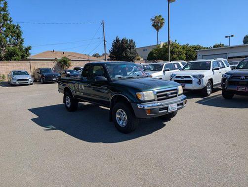 2000 Toyota Tacoma Xtracab