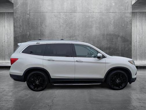 2016 Honda Pilot Elite
