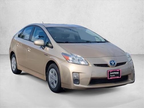 2010 Toyota Prius III