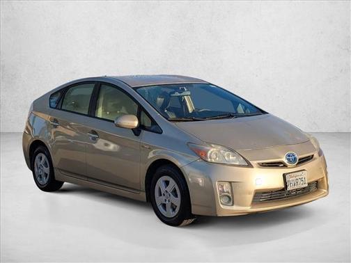2010 Toyota Prius III