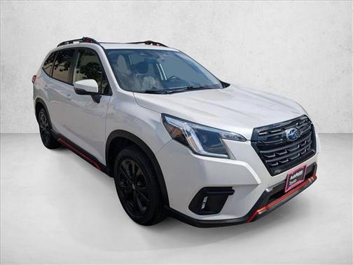 Crystal White Pearl 2022 Subaru Forester Sport