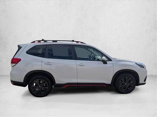 Crystal White Pearl 2022 Subaru Forester Sport