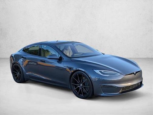 2021 Tesla Model S Long Range