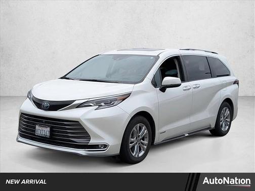 2021 Toyota Sienna Platinum
