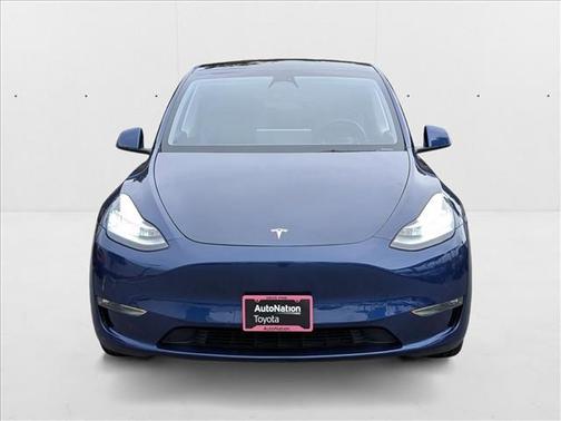 2022 Tesla Model Y Long Range Dual Motor All-Wheel Drive