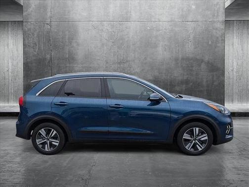 2022 Kia Niro Plug-In Hybrid EX Premium